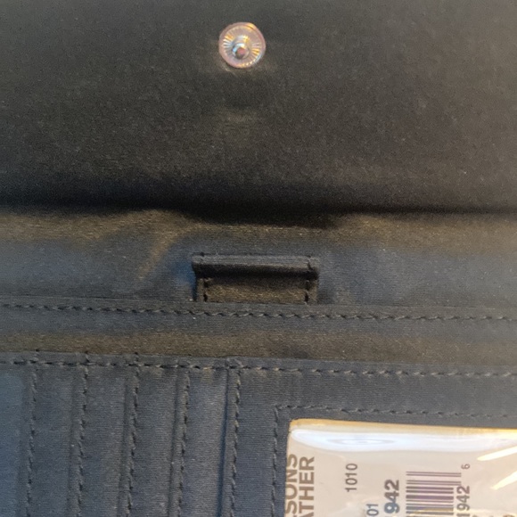New Nine West Black Wallet - Picture 7 of 8